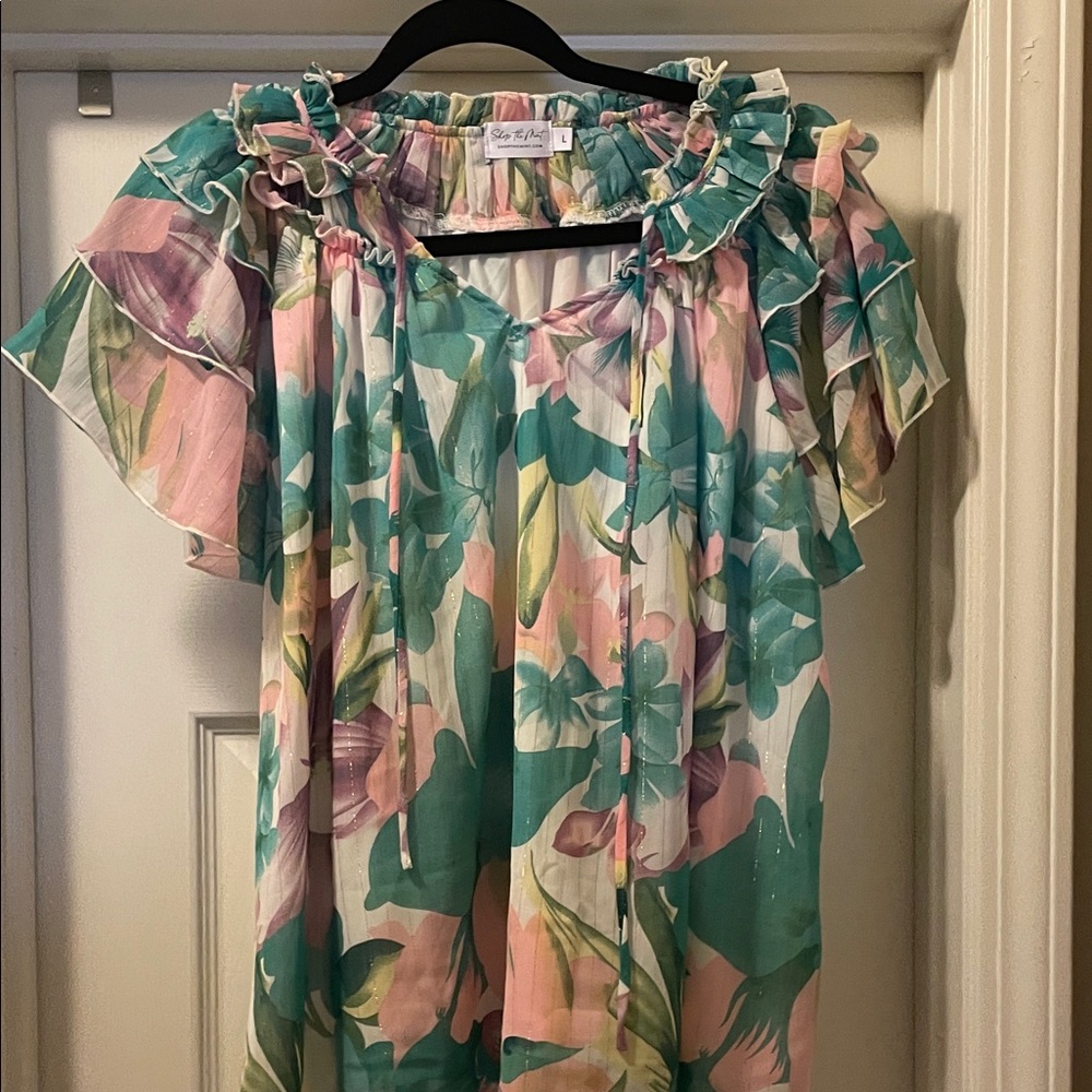 Colorful Floral Ruffle Shirt - Picture 2 of 2